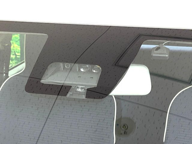 �y�X�Y�L �Z�[�t�e�B�T�|�[�g�z���s���ɑO���̎ԗ�����F�����A�Փ˂������Ȏ��͌x��ƃu���[�L�ŏՓˉ���Ɣ�Q�y�����A�V�X�g�B�����S�Ƀh���C�u�����y���݂��������܂��B