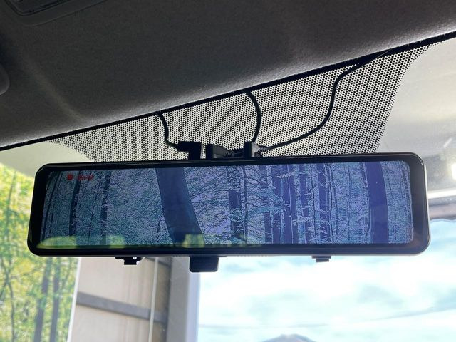 �y�f�W�^���C���i�[�~���[�z��Ȃ̑傫�ȉו��⓯��҂Ō�����m�F���Â炢���ł����S!�J�������B�e�����ԗ�����̉f�������[���~���[���ɕ\���B�N���A�Ȏ��E�ŏ󋵂̊m�F���\�ł�!