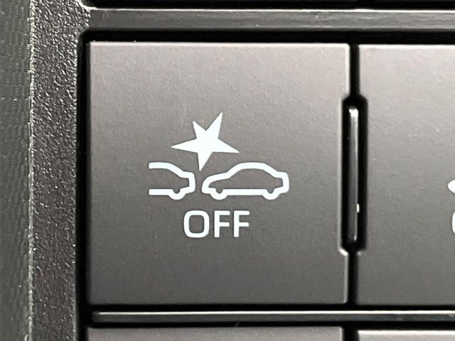 �y�X�}�[�g�A�V�X�g�z���s���ɑO���̎ԗ�����F�����A�Փ˂������Ȏ��͌x��ƃu���[�L�ŏՓˉ���Ɣ�Q�y�����A�V�X�g�B�����S�Ƀh���C�u�����y���݂��������܂��B