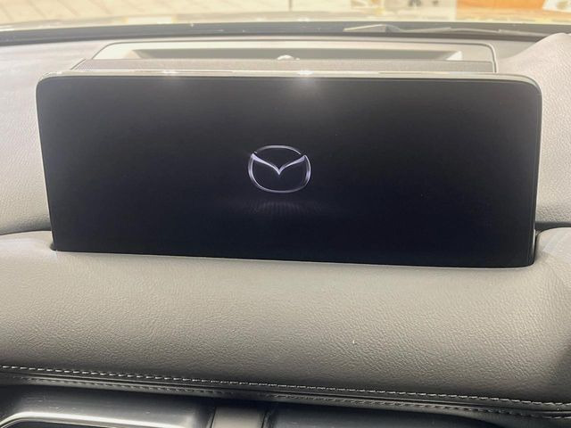 �y10.25�C���`�}�c�_�R�l�N�g�z�ԓ��̕��͋C�Ƀ}�b�`������^�f�B�X�v���C�B�X�}�z�ڑ��ł̃i�r�g�p��Bluetooth�Đ����A�l�X�ȋ@�\���y���߂܂��B�����I�ȃ_�C�������삪�\�ŁA�g��������ǍD�ł��B