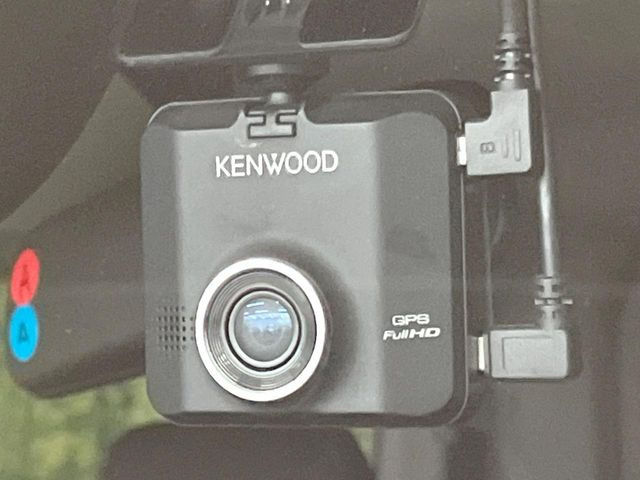 �y�h���C�u���R�[�_�[�z���S�E���S�ȃJ�[���C�t�ɕK�{�̃h���C�u���R�[�_�[�𑕔�!���s���͂������A������^�]�⎖�̂ɑ��������ۂ̏󋵂��f���ŋL�^���A����̃��X�N�ɔ����܂��B