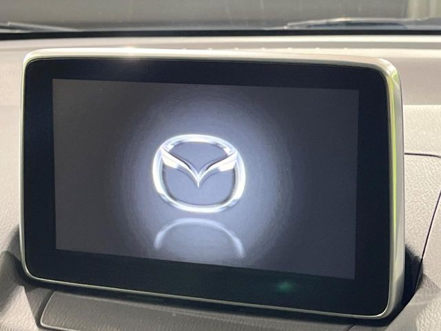 �y���[�J�[�����i�r�z�C���e���A�ɗn�����ރX�^�C���b�V���ȁu��p�݌v�v���[�J�[�i�r�𑕔��􎋔F���⑀�쐫�ȂǊ�{���\�ɂ��D��A���㎿�ȃJ�[���C�t�����y���݂��������܂��B