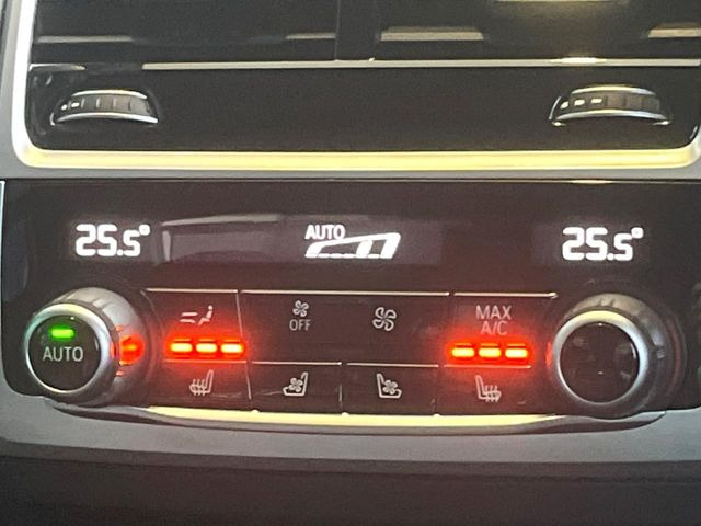 ●4席独立温度調整オートエアコン:乗員各員に合わせた温度の調整が可能なエアコンで誰もが快適な車内空間をお楽しみいただけます♪