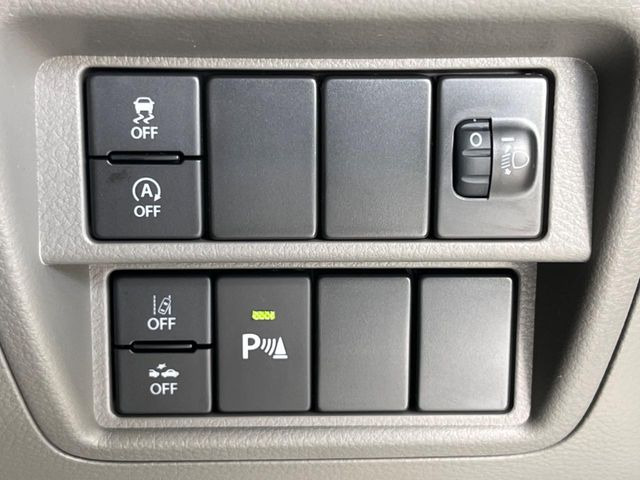 �y�A�C�h�����O�X�g�b�v�z�ԐM����a�؂Œ�Ԃ����ۂɃG���W�����~���A���ʂȔR���̏����}���܂��B�R��������ی�ɂȂ���@�\��G���W���̓u���[�L�𗣂��΍Ďn�����܂��B