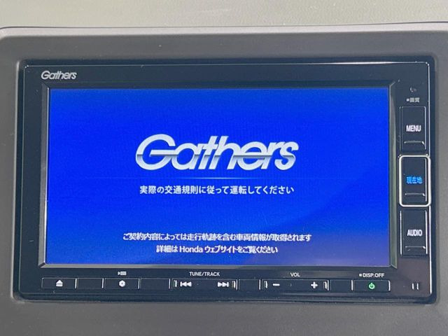 �y�����i�r�z�l�C�̏����i�r�𑕔����Ă���܂��B�i�r�̎g���₷���͂������A�I�[�f�B�I�@�\���[��!�L�����v�◷�s�͂������A�ʋ΂┃�����ȂǕ��i�̃h���C�u���y�����Ȃ�͂���