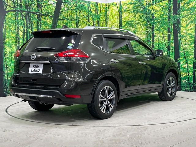 ☆全国のネクステージからお取り寄せが可能※!遠方の店舗に展示してあるクルマが気になる場合も、最寄りの店舗でご覧いただくことが可能です!是非私たちに要望をお聞かせください!※別途費用