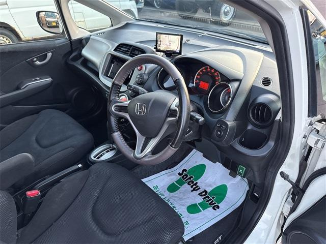 �K���X�R�[�e�B���O�A�i�r�Q�[�V�����AETC�ȂǁA���̑��̃p�[�c�̎��t�������ς���̂����k�������Ă���܂�!!�N���}�̂��Ɖ��ł����C����������!