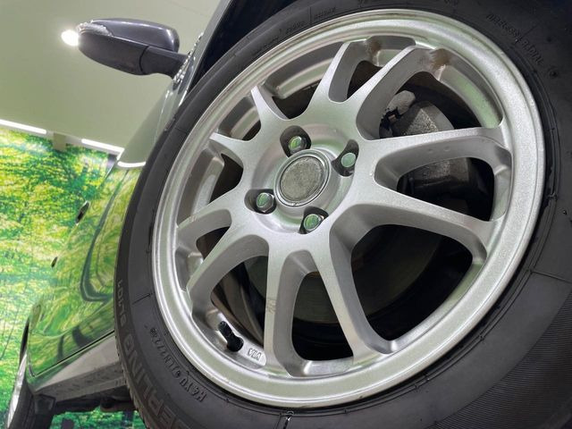 �y15�C���`�A���~�z�C�[���z�O�ςɃ}�b�`�����A���~�z�C�[���𑕒����Ă���܂��B�e��A���~�z�C�[����A�X�^�b�h���X�^�C�����戵�����Ă���܂��B���񂲑��k����������