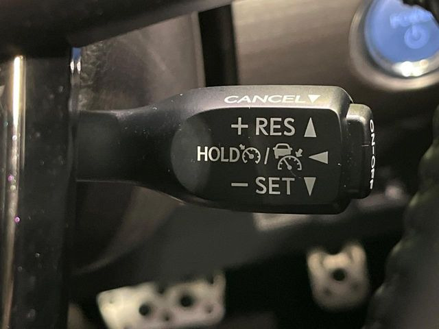 �y���[�_�[�N���[�Y�R���g���[���z�������H�ł̒��������s���y��!!�����ő��x��ۂN���[�Y�R���g���[�����A�Փˌy���V�X�e���ƘA�g���A�O���̎ԗ������m���ĎԊԂ�ۂ悤�ɑ��x���߂��Ă���܂�!!