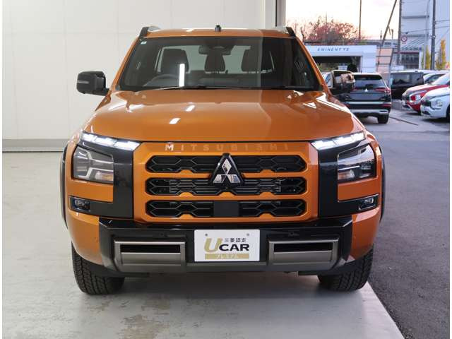 トライトン2.4 GSR ディーゼル 4WD