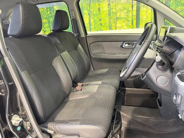 �y�n�[�t���U�[�V�[�g�z�������ƍ���S�n�𗼗������l�C�̃V�[�g���w�ʁE���ʂ̃t�@�u���b�N�f�ނ́A�ʋC���̗ǂ��⊊��ɂ����ɗD��Ă��܂��B�C���╞���ɍ��E���ꂸ���K�ɂ���肢�������܂��B