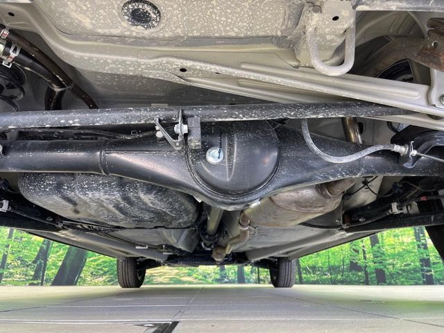 下回りがきれいなうちに、防錆加工の施工がオススメ。降雪地域はもちろん、沿岸部にお住いの方や、趣味でマリン・ウィンタースポーツをされる方にご好評いただいております。