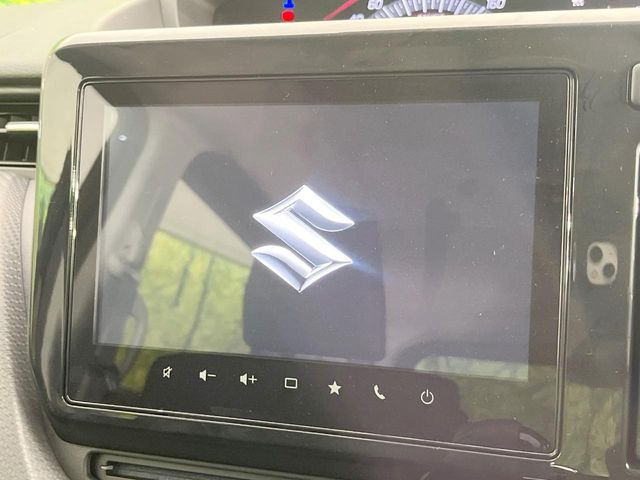 �y�����i�r�z�l�C�̏����i�r�𑕔����Ă���܂��B�i�r�̎g���₷���͂������A�I�[�f�B�I�@�\���[��!�L�����v�◷�s�͂������A�ʋ΂┃�����ȂǕ��i�̃h���C�u���y�����Ȃ�͂���