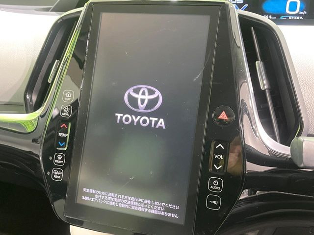 【純正11.6型ナビ】人気の純正ナビを装備。オーディオ機能も充実しており、Bluetooth接続すればお持ちのスマホやMP3プレイヤーの音楽を再生可能!毎日の運転がさらに楽しくなります!!