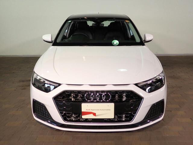 A1スポーツバック25 TFSI アドバンスド