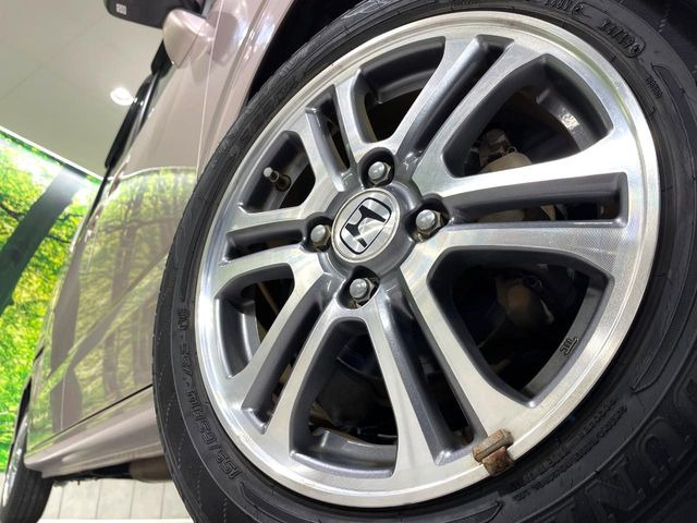 �y����14�C���`�A���~�z�C�[���z�O�ςɃ}�b�`���������A���~�z�C�[���𑕒����Ă���܂��B�e��ЊO�A���~�z�C�[����A�X�^�b�h���X�^�C�����戵�����Ă���܂��B���񂲑��k����������