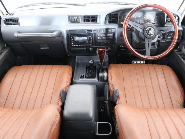 ランドクルーザー804.5 VXリミテッド 4WD