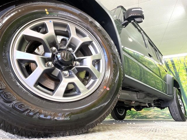 �y����15�C���`�A���~�z�C�[���z�O�ςɃ}�b�`���������A���~�z�C�[���𑕒����Ă���܂��B�e��ЊO�A���~�z�C�[����A�X�^�b�h���X�^�C�����戵�����Ă���܂��B���񂲑��k����������