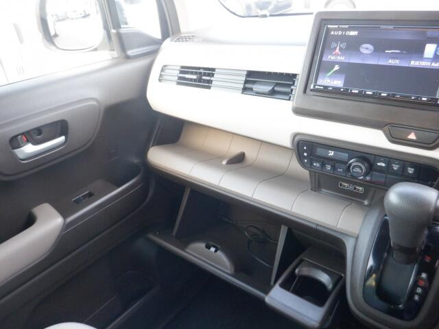 よく触れる部分も綺麗に清掃済みですっ!!