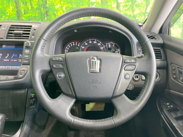 �y�����v�����X�e�A�����O�z�㎿�Ȋv���g�p���邱�ƂŁA��ɂ����������݂ƂĂ��^�]���₷���n���h���ł���