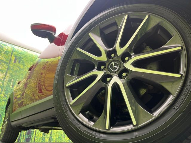 �y18�C���`�A���~�z�C�[���z�O�ςɃ}�b�`�����A���~�z�C�[���𑕒����Ă���܂��B�e��A���~�z�C�[����A�X�^�b�h���X�^�C�����戵�����Ă���܂��B���񂲑��k����������