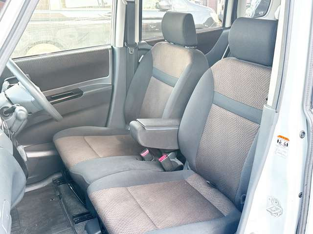 �����̑���t���J�[�i�r��h�����R�Ȃǂ̗p�i�̎��t�����s���Ă���܂�!���C�y�ɂ����k��������! TEL:0138-83-5680