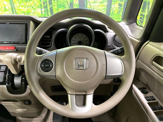 �y�X�e�A�����O�X�C�b�`�z�^�]���A�O������ڐ������炷���ƂȂ��A�I�[�f�B�I���̑��삪�\�ȕ֗��@�\!���S&���K�ȃh���C�u�����o���Ă���܂���