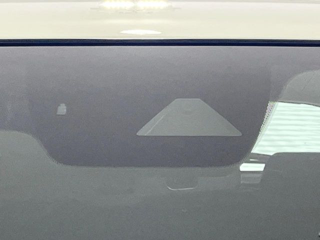 �y�X�}�[�g�V�e�B�u���[�L�T�|�[�g�z�ᑬ���s���ɑO���̎ԗ�����F�����A�Փ˂������Ȏ��͌x��ƃu���[�L�ŏՓˉ���Ɣ�Q�y�����A�V�X�g�B�����S�Ƀh���C�u�����y���݂��������܂��B