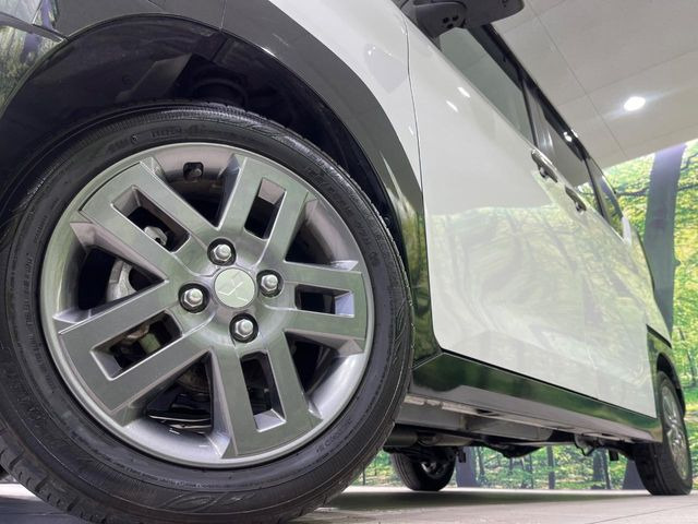 �y����15�C���`�A���~�z�C�[���z�O�ςɃ}�b�`���������A���~�z�C�[���𑕒����Ă���܂��B�e��ЊO�A���~�z�C�[����A�X�^�b�h���X�^�C�����戵�����Ă���܂��B���񂲑��k����������