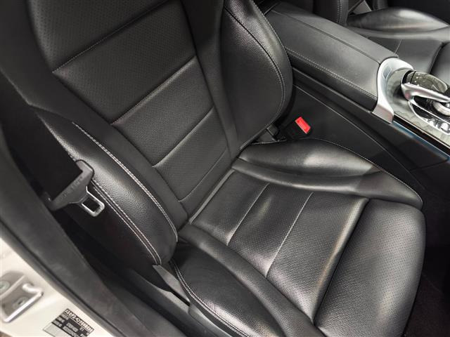 CクラスワゴンC220d ローレウスエディション