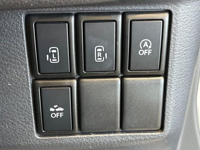 �y�����p���[�X���C�h�h�A�z�X�}�[�g�L�[��^�]�Ȃ̃X�C�b�`�Ō�ȗ����X���C�h�h�A�̊J���\���d��������͂����ăh�A���J����K�v�������A�����Ȃ��q�l�ł��ȒP�ɊJ���߂ł����K�ł���