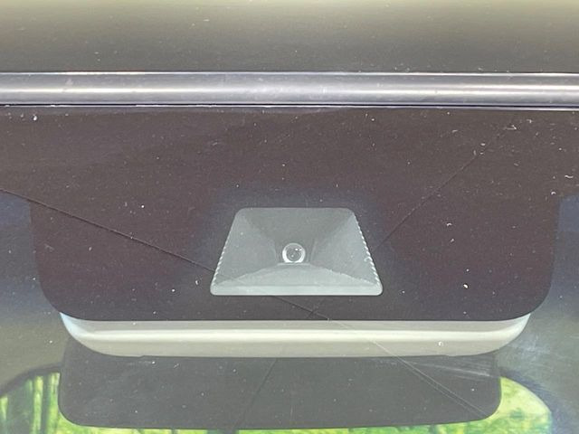 �y�z���_�Z���V���O�z���s���ɑO���̎ԗ�����F�����A�Փ˂������Ȏ��͌x��ƃu���[�L�ŏՓˉ���Ɣ�Q�y�����A�V�X�g�B�����S�Ƀh���C�u�����y���݂��������܂��B