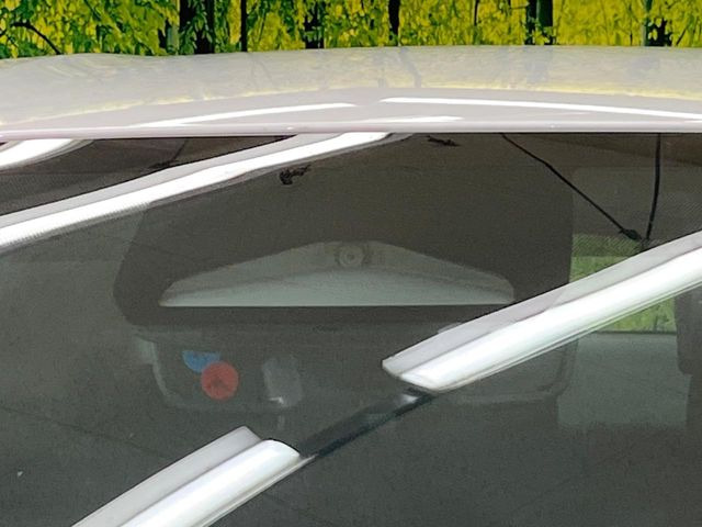 �y�g���^�Z�[�t�e�B�Z���X�z���s���ɑO���̎ԗ�����F�����A�Փ˂������Ȏ��͌x��ƃu���[�L�ŏՓˉ���Ɣ�Q�y�����A�V�X�g�B�����S�Ƀh���C�u�����y���݂��������܂��B