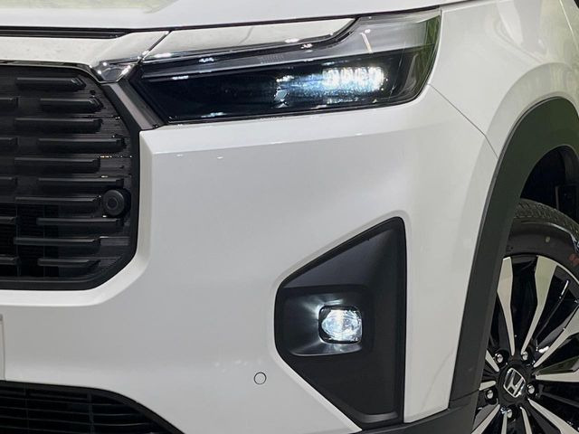 �yLED�w�b�h���C�g�z���V����ԑ��s�����ǍD�Ȏ��E���m�ۂ����S���ĉ^�]�ł��鍂�P�xLED�w�b�h���C�g�𑕔�!�_�����x�������A����d�͂��}�����Ă��܂��B