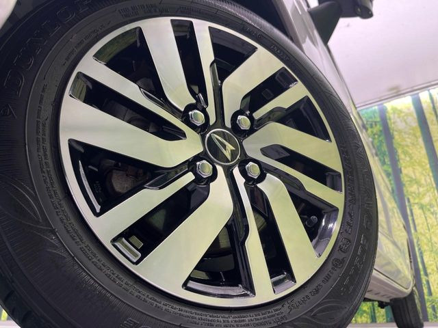 �y����14�C���`�A���~�z�C�[���z�O�ςɃ}�b�`���������A���~�z�C�[���𑕒����Ă���܂��B�e��ЊO�A���~�z�C�[����A�X�^�b�h���X�^�C�����戵�����Ă���܂��B���񂲑��k����������