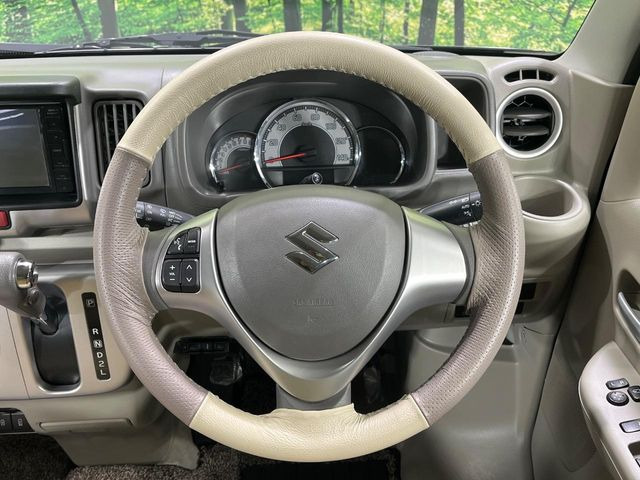 �y�����v�����X�e�A�����O�z�㎿�Ȋv���g�p���邱�ƂŁA��ɂ����������݂ƂĂ��^�]���₷���n���h���ł���