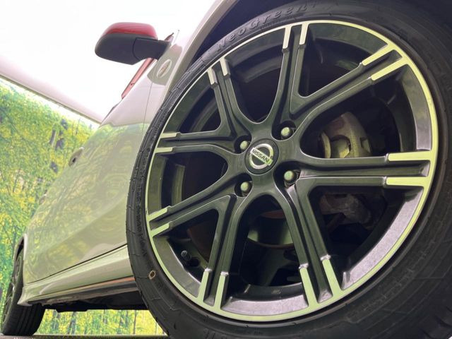 �y����16�C���`�A���~�z�C�[���z�O�ςɃ}�b�`���������A���~�z�C�[���𑕒����Ă���܂��B�e��ЊO�A���~�z�C�[����A�X�^�b�h���X�^�C�����戵�����Ă���܂��B���񂲑��k����������