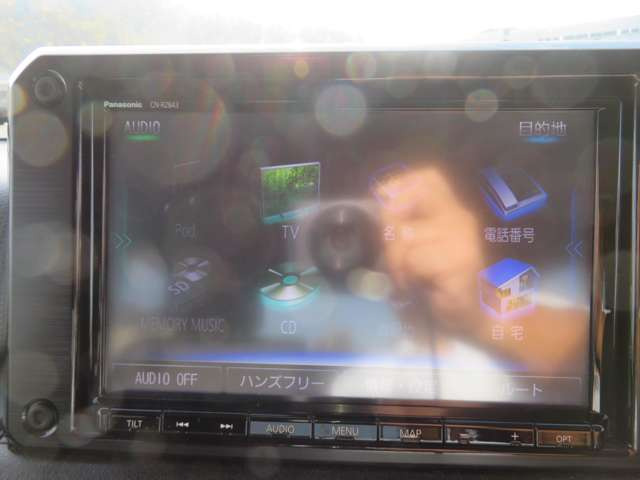 ������8�C���`SD�i�r�E�t���Z�O�e���r�EDVD�Đ��ECD�ECD�^���ESD�J�[�h�EUSB�������[�EBluetooth&�n���Y�t���[�ʘb�EAM/FM���W�I���^��:CN-RZ843