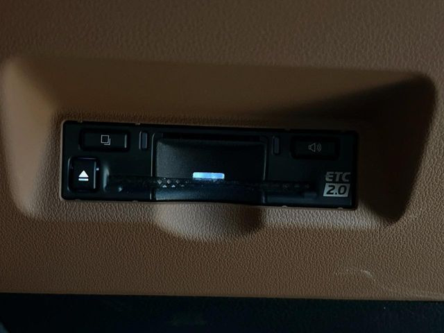 【ETC】高速道路の料金所をストレスなく通過!話題のスポットやサービスエリアに多い「スマートIC」利用時は必須のアイテムです。当店でセットアップを実施、ご納車当日からすぐにご利用いただけます!