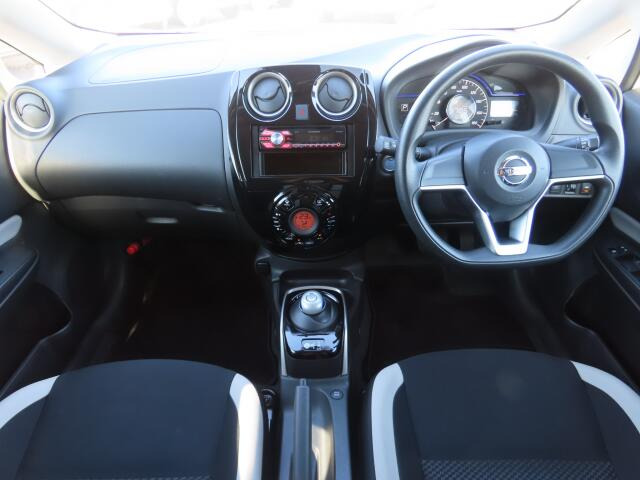 ���O���̐��|�E�K���X�n�{�f�B�R�[�e�B���O��CAR�N���[�j���O���Ǝ҂��{�H�������܂��̂ő�ϐ����B�I���b�N�X�����Ԃł݂͂Ȃ��܂ɉ��K�ȃh���C�u�����񑩁B