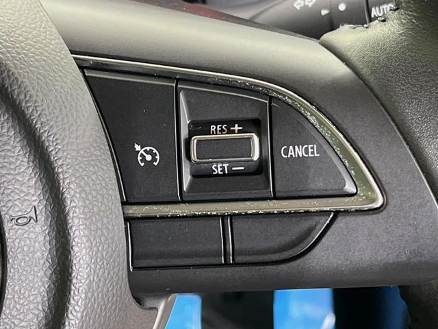 �y�N���[�Y�R���g���[���z�������H�����N���N���s�B�A�N�Z���𗣂��Ă���葬�x�ő��s���ł��A�������^�]���̕��S���y��!�����E�������ȒP�ȃX�C�b�`����Œ����ł��܂��B