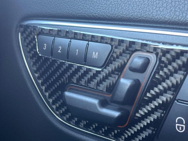 ���^�]�Ȃ̓p���[�V�[�g�t�ł��B�d���ŃV�[�g�|�W�V�����̒������\�ł��B