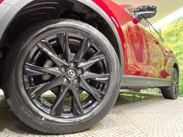 �y����19�C���`�A���~�z�C�[���z�O�ςɃ}�b�`���������A���~�z�C�[���𑕒����Ă���܂��B�e��ЊO�A���~�z�C�[����A�X�^�b�h���X�^�C�����戵�����Ă���܂��B���񂲑��k����������