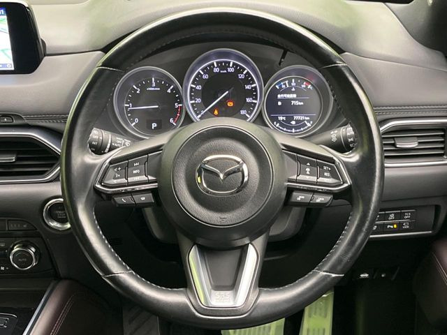 �y�����v�����X�e�A�����O�z�㎿�Ȋv���g�p���邱�ƂŁA��ɂ����������݂ƂĂ��^�]���₷���n���h���ł���