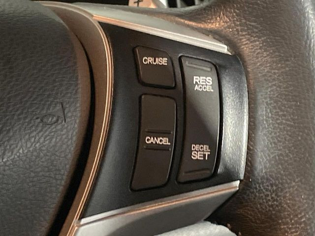 �y�N���[�Y�R���g���[���z�������H�����N���N���s�B�A�N�Z���𗣂��Ă���葬�x�ő��s���ł��A�������^�]���̕��S���y��!�����E�������ȒP�ȃX�C�b�`����Œ����ł��܂��B