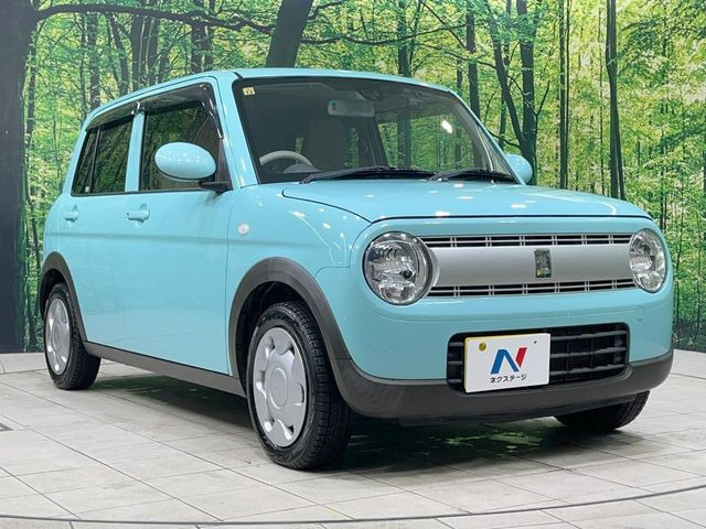 高透明度のガラス皮膜で撥水はもちろん、上質なツヤ・光沢を実現。紫外線や酸性雨から大切な愛車を保護し、色あせ・劣化を防止。「弾スプラッシュコート」、「弾プリミッサコート」からお選びいただけます。