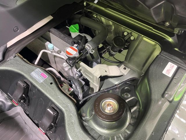 親切・丁寧な専門メカニックスタッフが応対!・車検・点検整備・事故等の修理などアフターサービスも安心。お車のカスタマイズもネクステージのサービススタッフまでご相談ください!