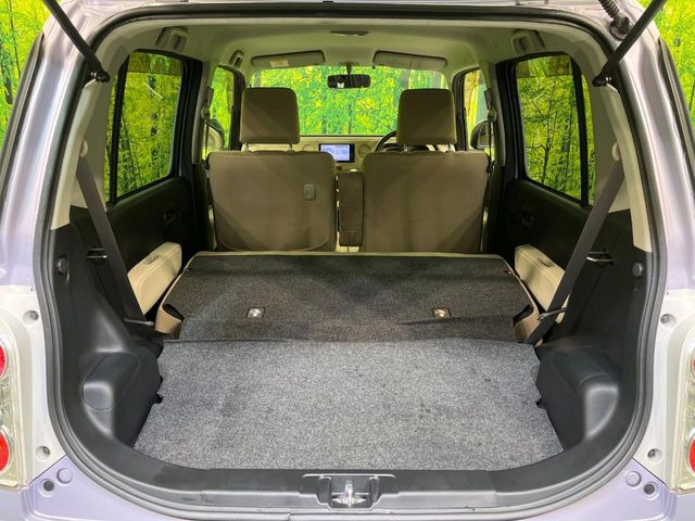 ���i�̂���������ʋ΁A���}���ɏ\���ȉ׎��X�y�[�X���m�ۂ��Ă���܂��B�Z�J���h�V�[�g��|���ƁA�傫�ȉו��̐ύڂ��\�ł���