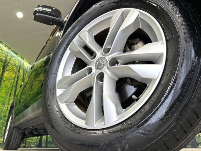 �y����17�C���`�A���~�z�C�[���z�O�ςɃ}�b�`���������A���~�z�C�[���𑕒����Ă���܂��B�e��ЊO�A���~�z�C�[����A�X�^�b�h���X�^�C�����戵�����Ă���܂��B���񂲑��k����������