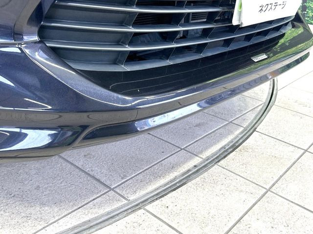 【TRDエアロ】人気のTRDエアロを装備!クルマの外観がよりスタイリッシュになり、街中で存在感あふれる1台に♪将来買い替える時にもリセールに影響しやすく、価値ある人気の装備です!